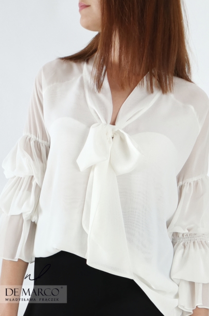 Outgoing women's ecru blouse. Beautiful blouses from the designer Władysława Frączek