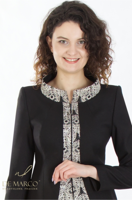 A stylish and fashionable suit with a jacquard skirt from the favorite designer of the First Lady of Poland, Władysława Frączek. De Marco online store