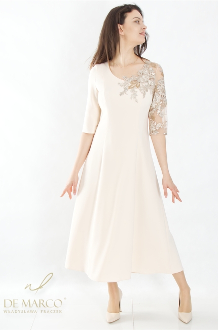 A romantic formal wedding dress for the mother of the bride and the mother of the groom. De Marco online store