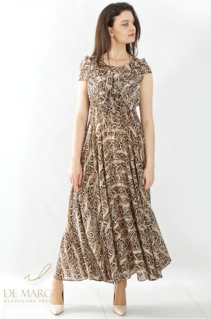 Luxurious cocktail dress with a snake print, sewn in Poland, complete with a comfortable scarf. Polish manufacturer of luxury women's clothing De Marco