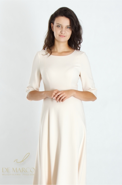 Luxurious minimalist flared wedding dresses made in Poland. Polish manufacturer of luxury women's clothing De Marco