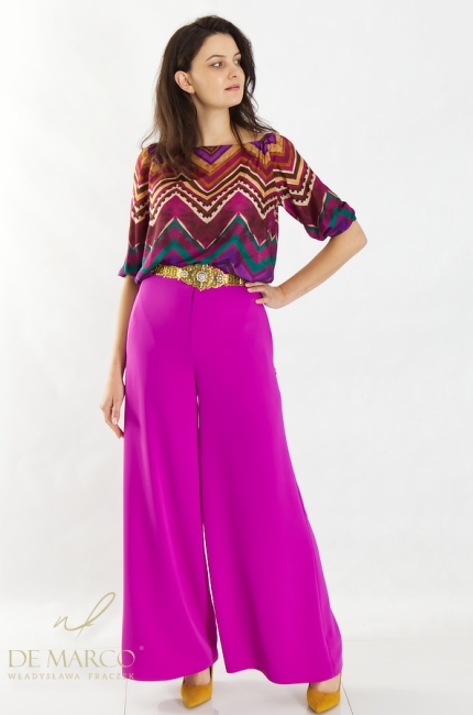 Elegancka jedwabna wzorzysta bluzka ze spodniami palazzo. Sklep internetowy De Marco